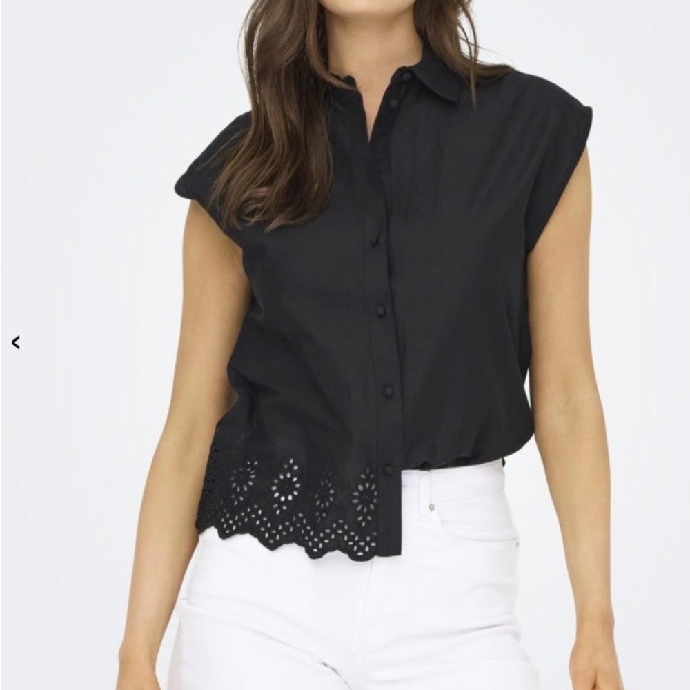 NWT Only Black Sleeveless Top